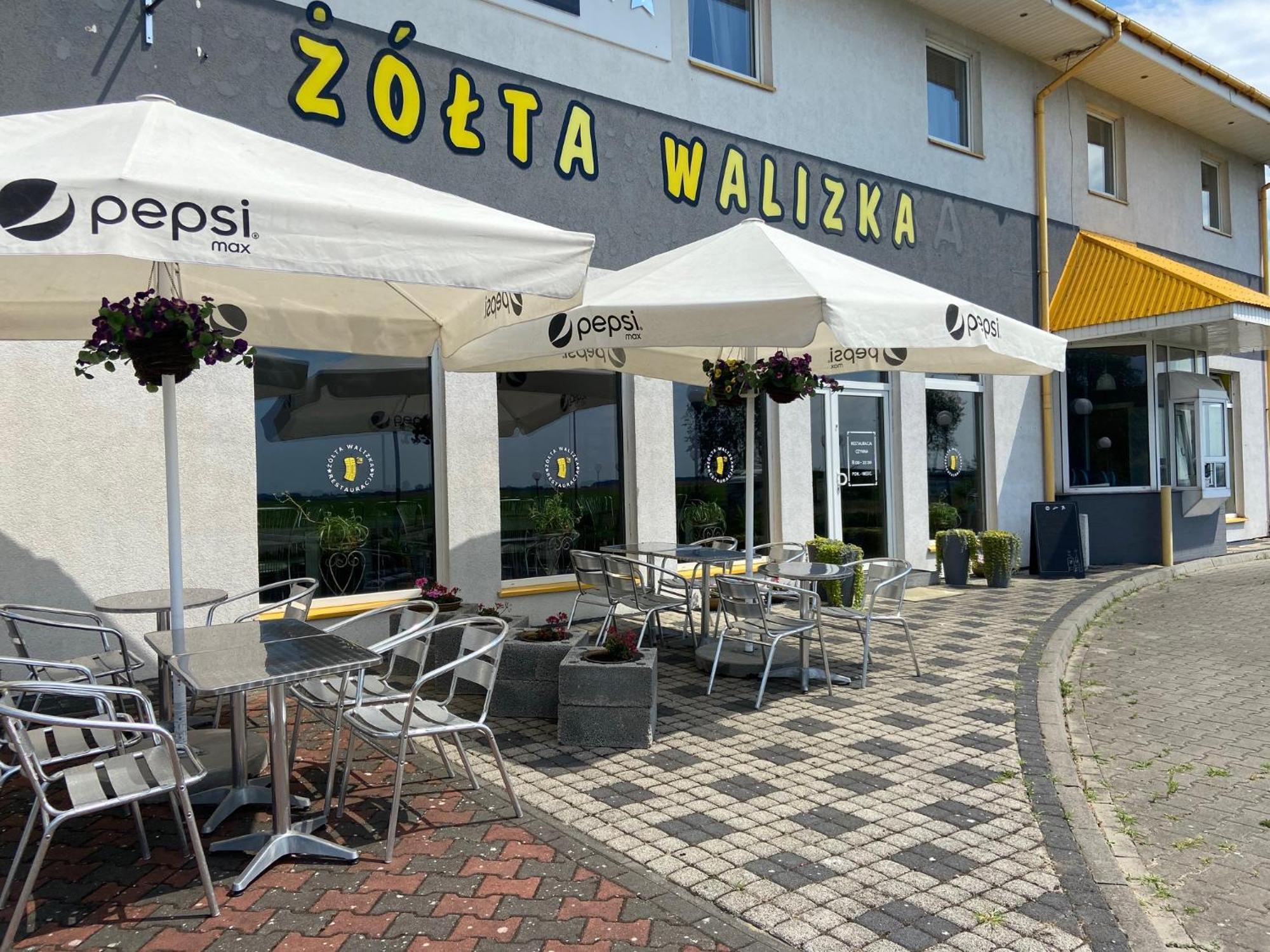 Zolta Walizka Gosciniec Ξενοδοχείο Podrzewie Εξωτερικό φωτογραφία